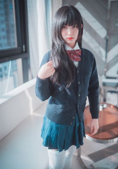 吸高中女同学的奶头_BD英语免费高清观看
