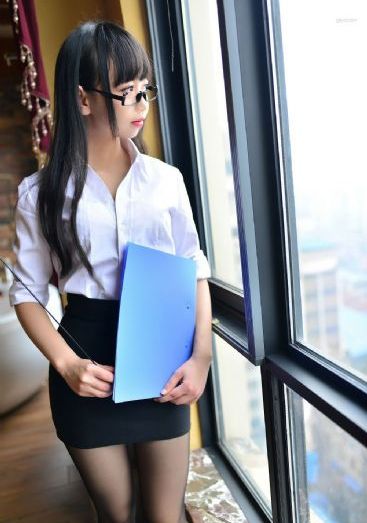 输了被罚让别人玩一个月隐私_BD英语在线观看