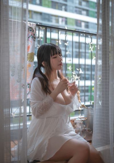 亚洲日韩制服综合中文_在线电影观看